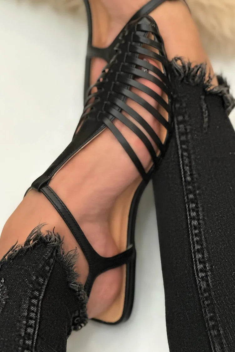 Sandales cut-out essentielles décontractées noires à bout pointu avec une bride en T