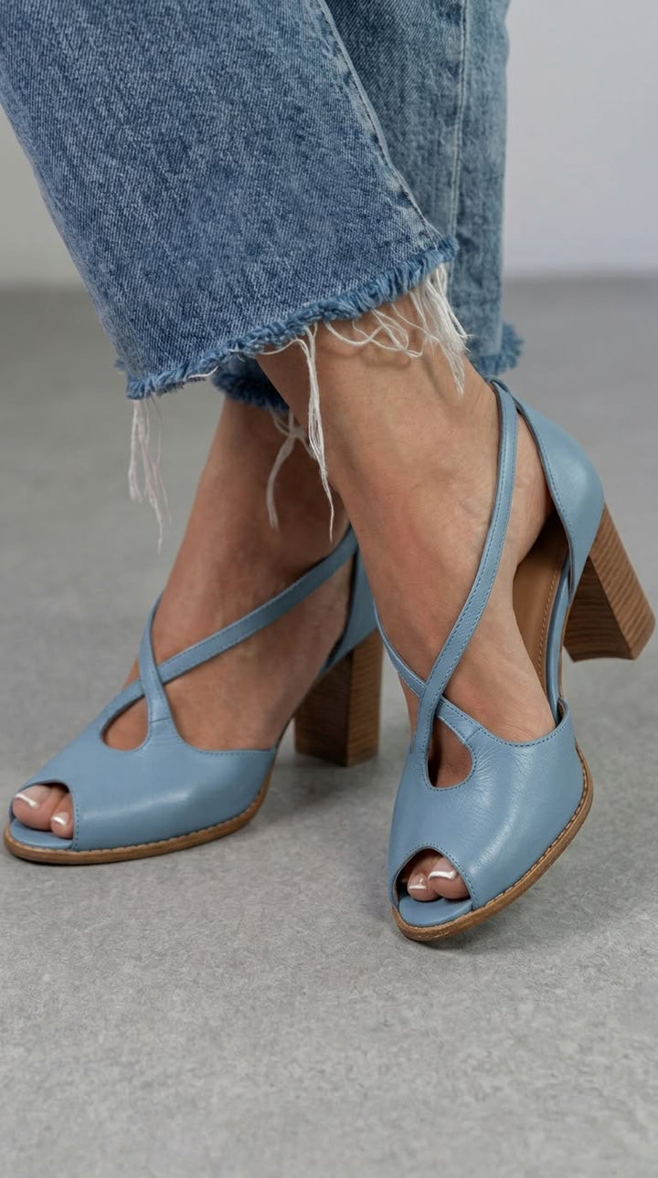 Sandales élégantes Rose Poudré et Rose à bout ouvert avec des brides croisées et un talon bloc