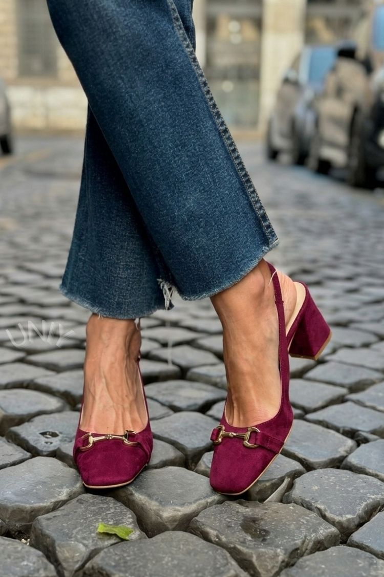 Talons bloc slingback en daim Olive