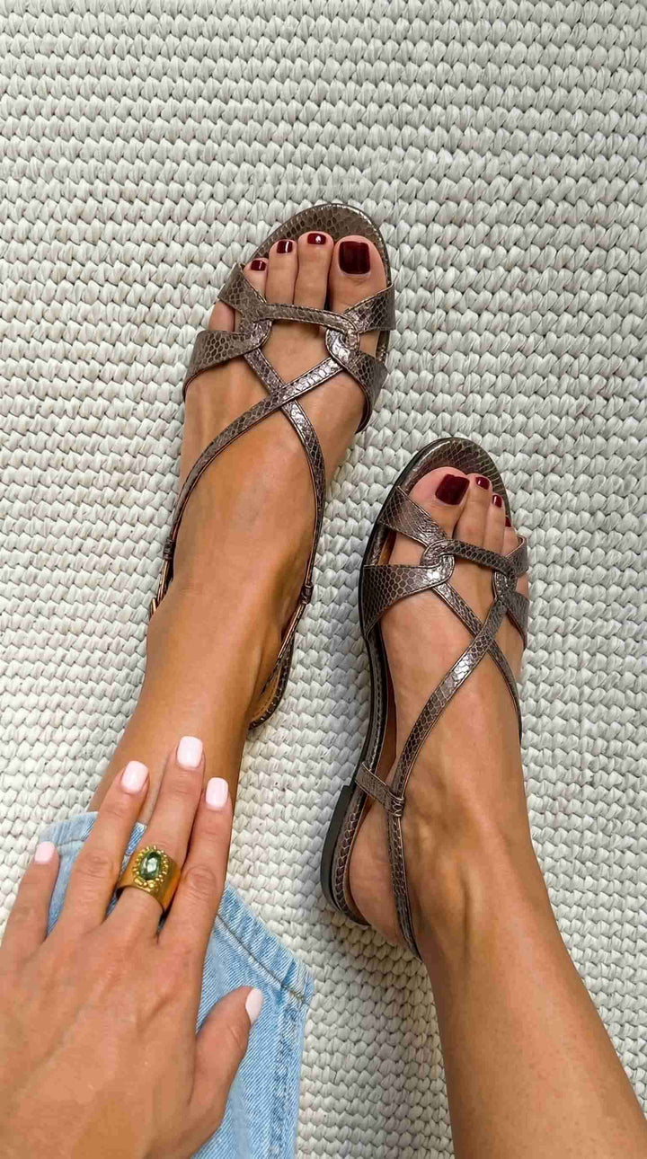 Sandales slingback effet serpent basses Bronze à bout ouvert