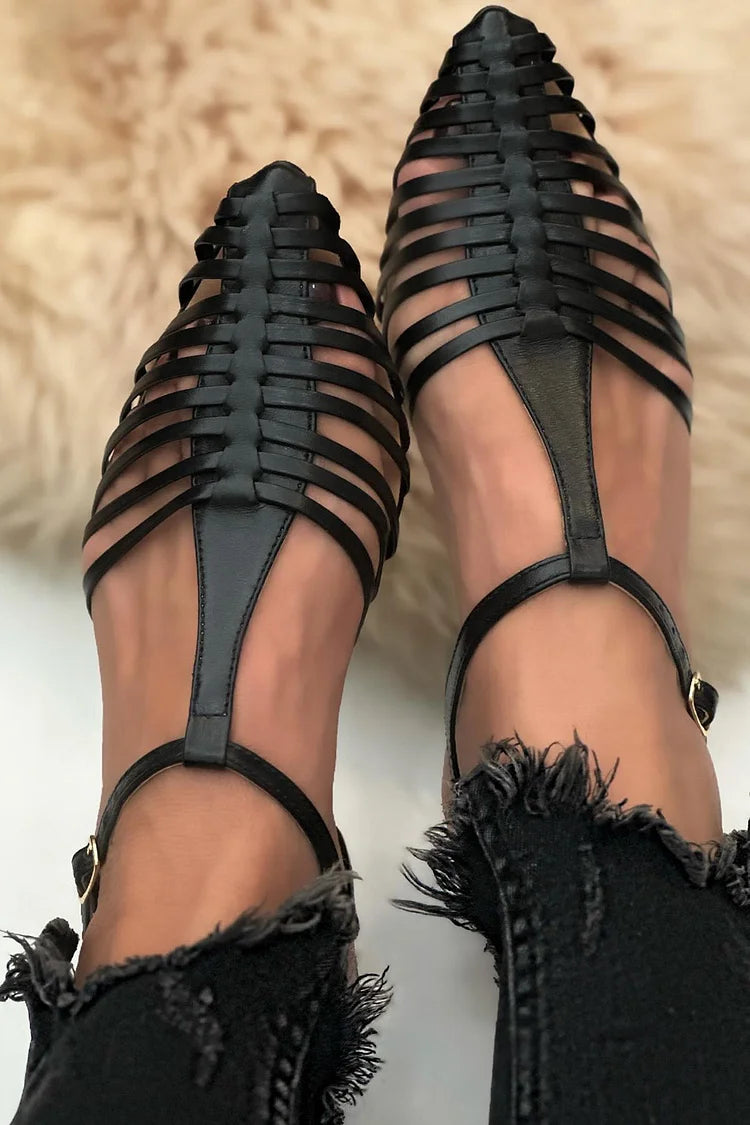 Sandales cut-out essentielles décontractées noires à bout pointu avec une bride en T