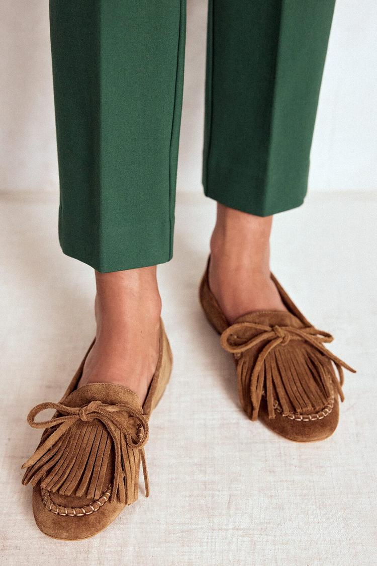 Mocassins Camel à bout rond unis avec franges