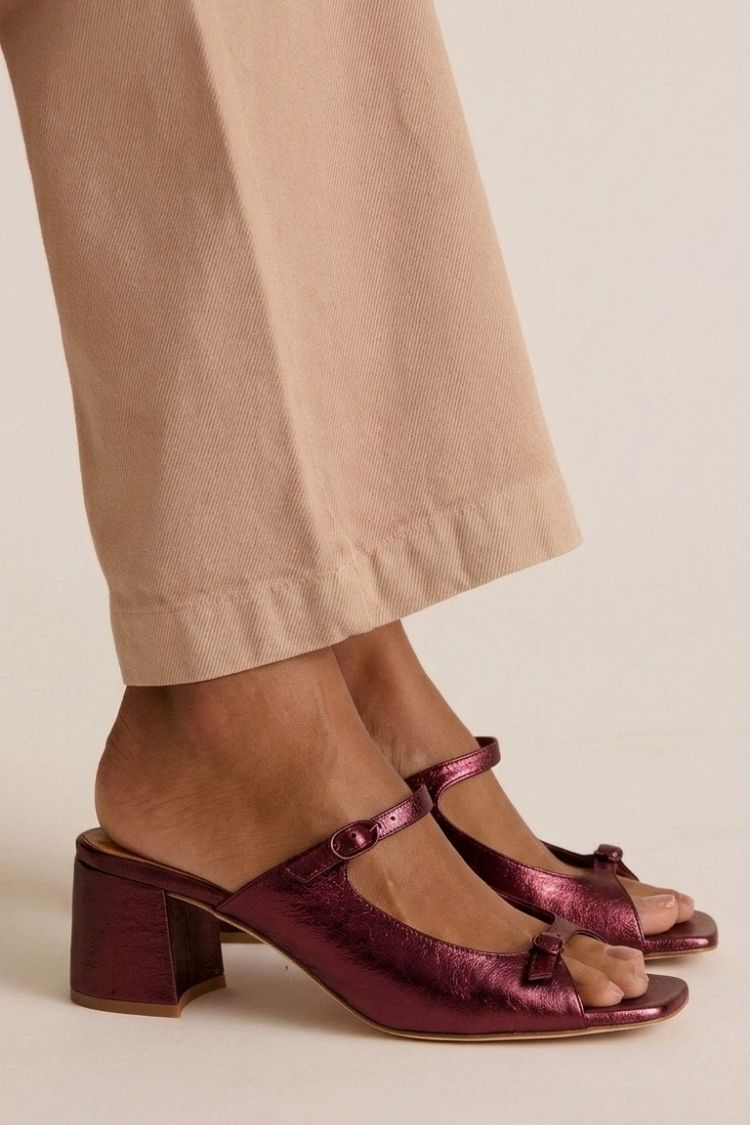 Talons larges slingback découpés color block Or