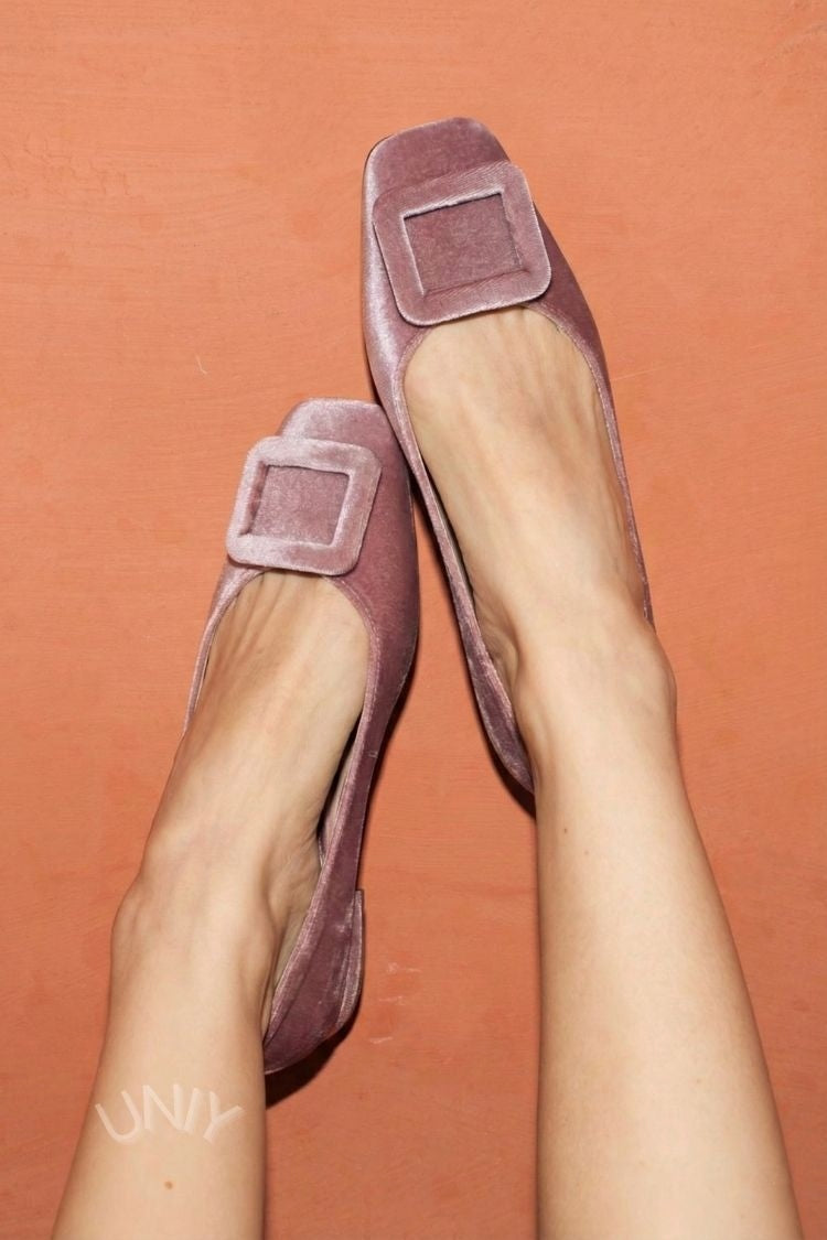 Ballerines à bout carré en velours avec boucle
