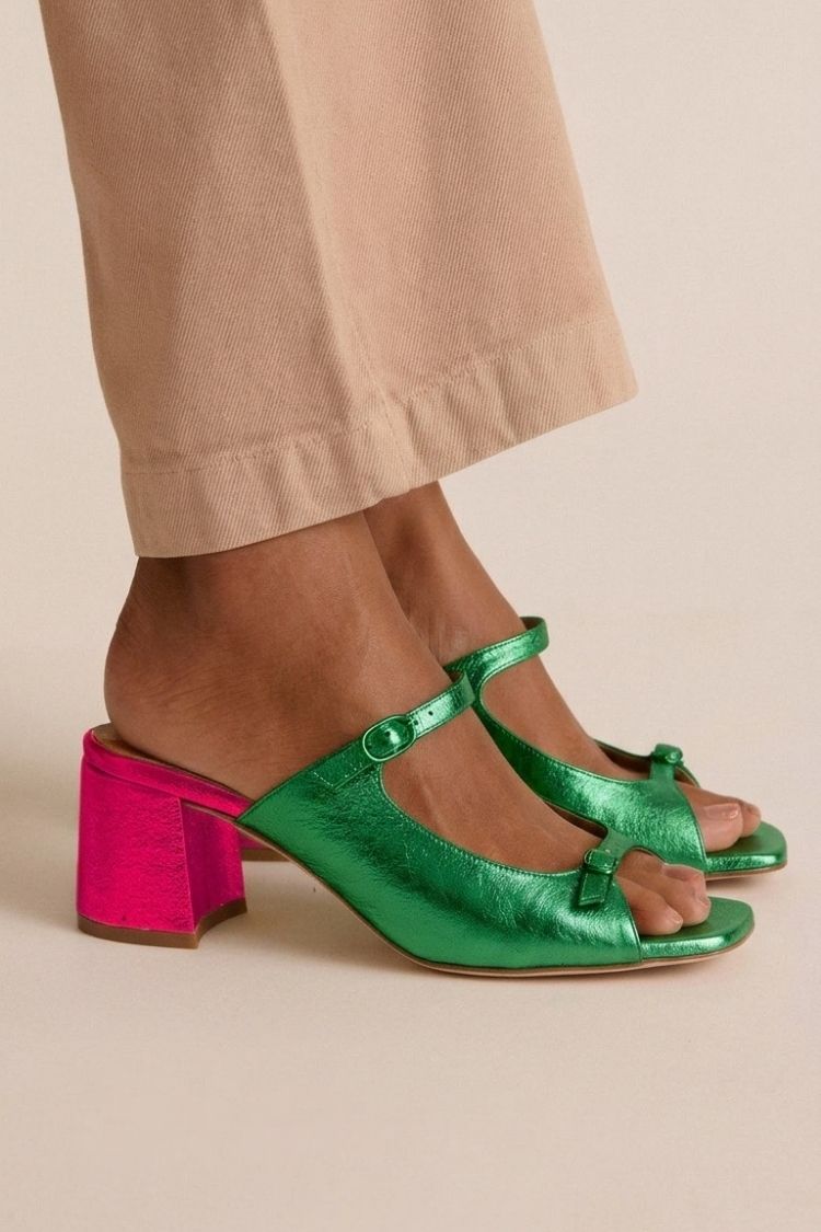 Talons larges slingback découpés color block Or