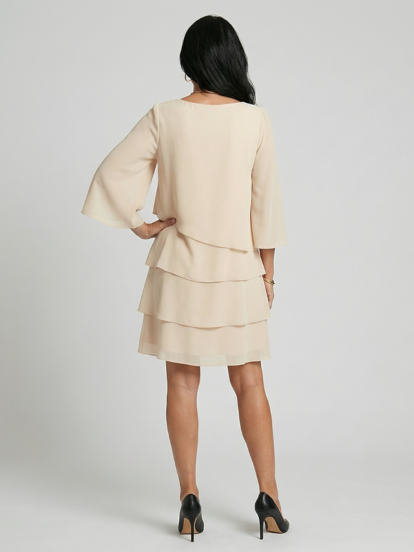 Della | Robe à manches évasées et longueur genou
