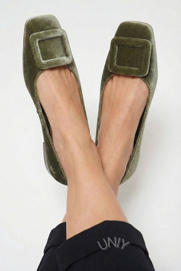 Ballerines à bout carré en velours avec boucle
