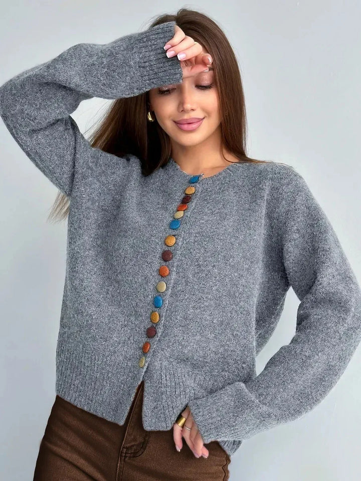 LE NOELLE | CARDIGAN À BOUTON ACCENT