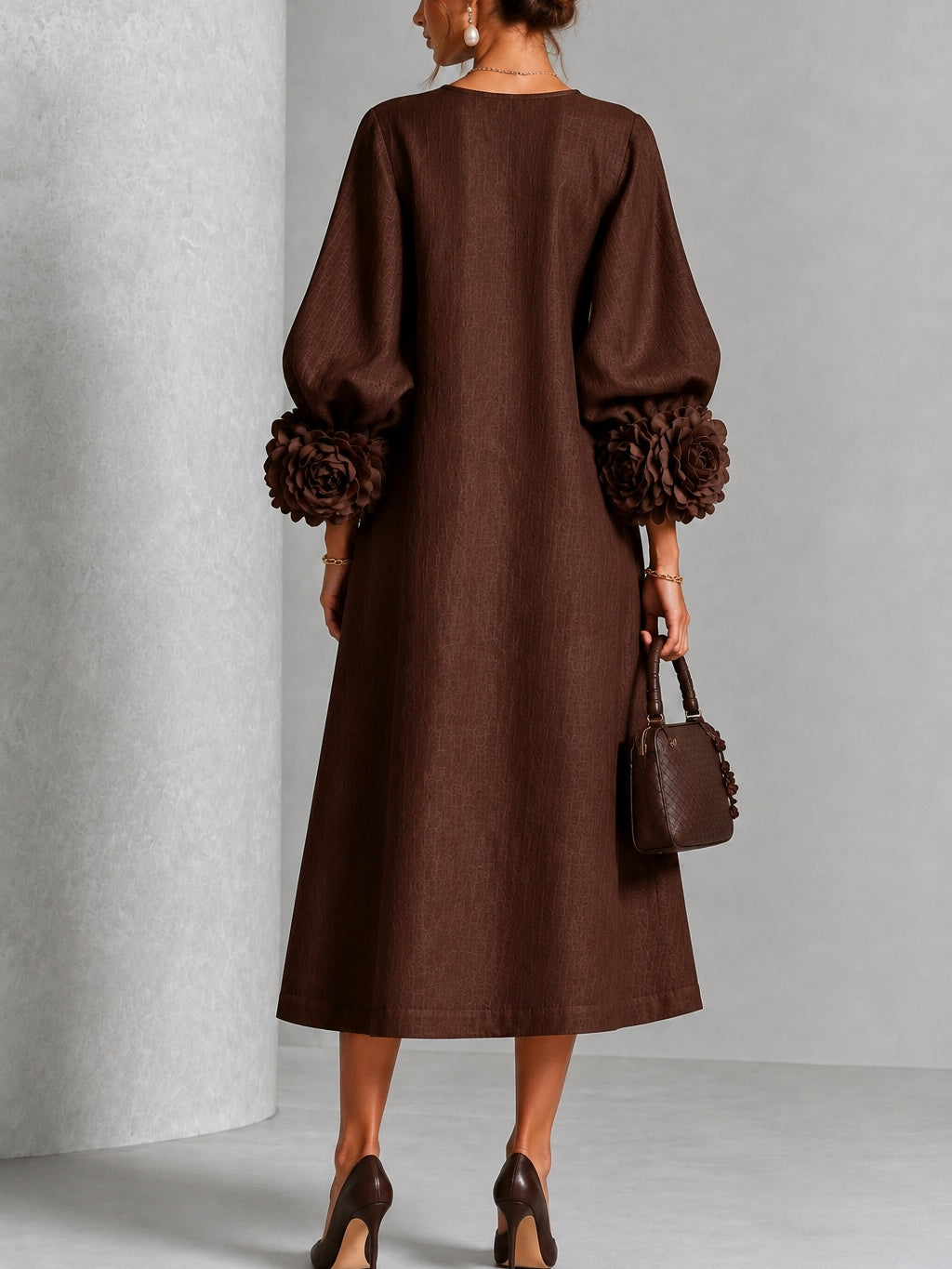 Clarisse | Robe midi à manches bouffantes et boutons fleuris