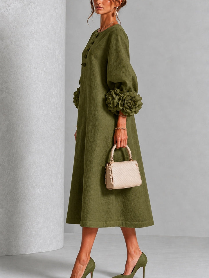 Clarisse | Robe midi à manches bouffantes et boutons fleuris