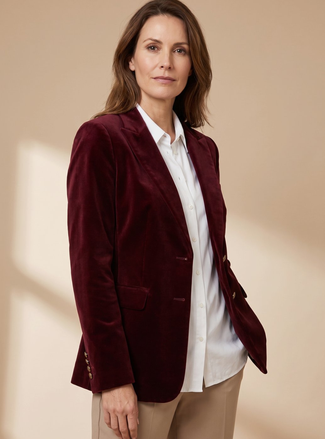 Azilis | Blazer en velours à boutons dorés