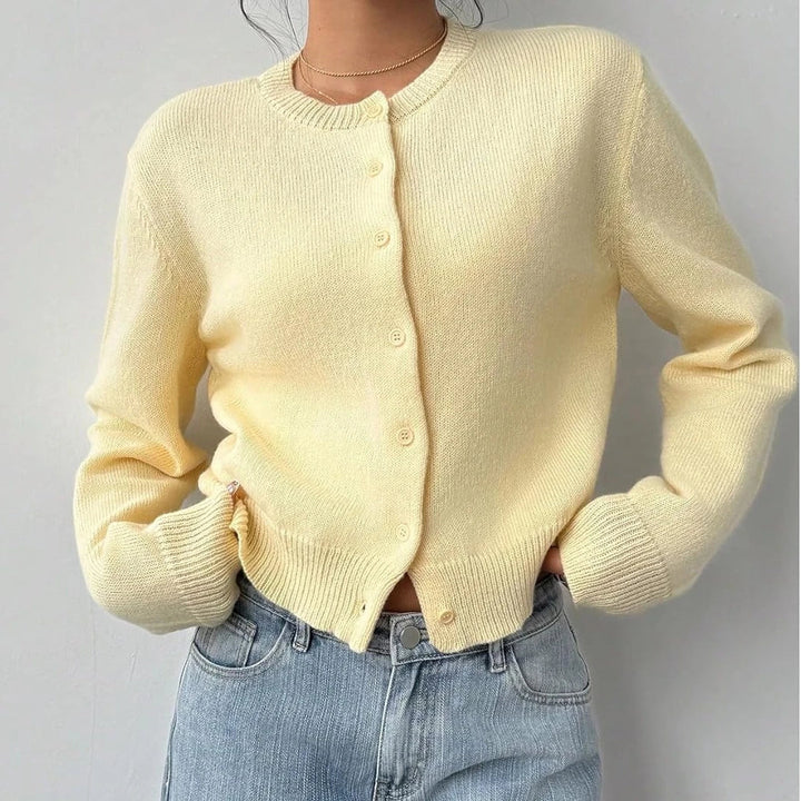 Maryse | Cardigan classique à col rond et boutons