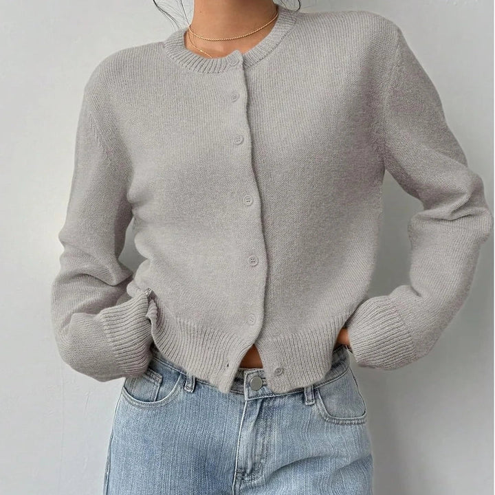 Maryse | Cardigan classique à col rond et boutons